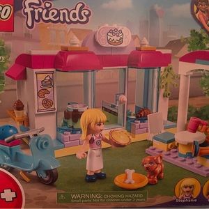 Brand new Lego Friends Heartlake city bakery